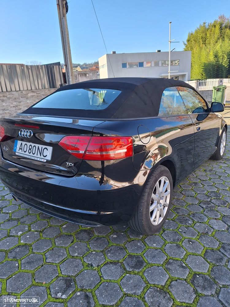 Audi A3 Cabrio 1.6 TDi DPF S line Sport Pack - 4