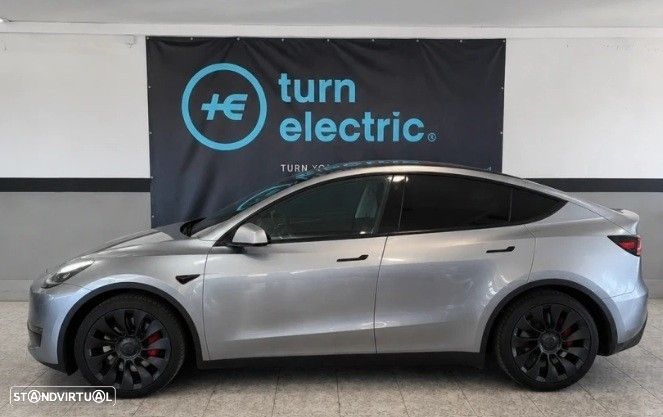 Tesla Model Y Performance Dual Motor AWD - 1