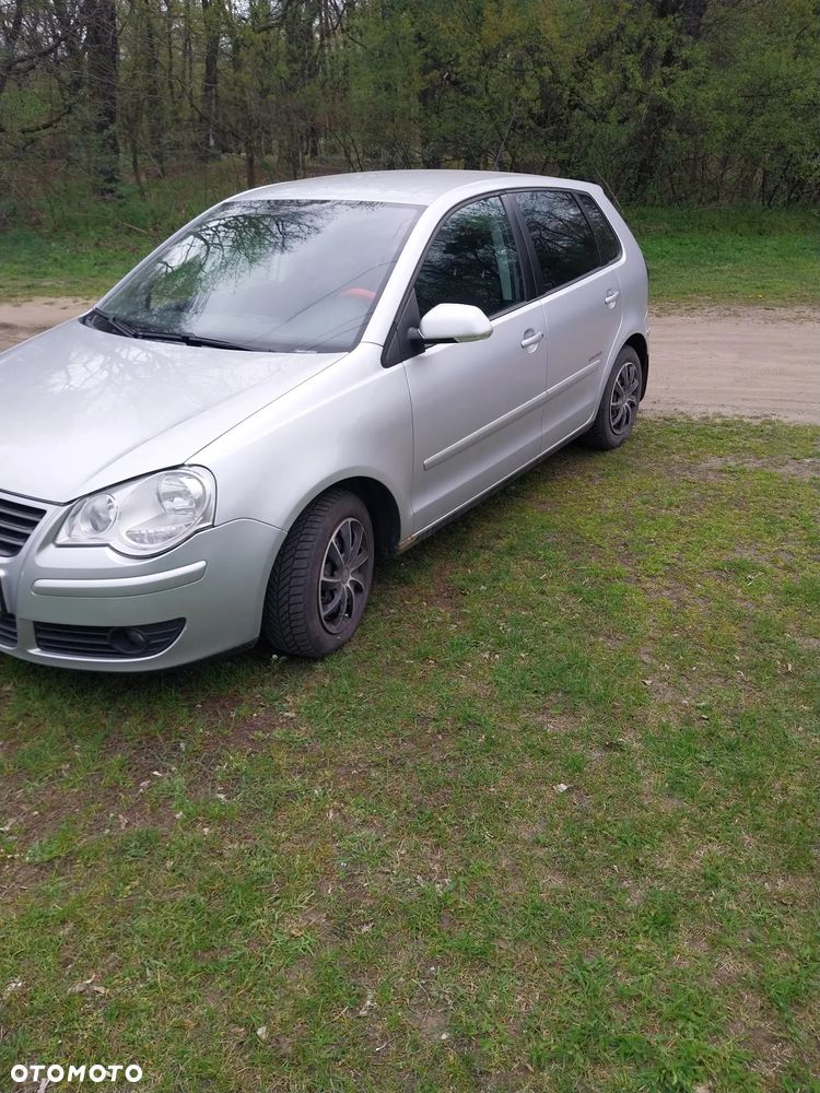 Volkswagen Polo - 1