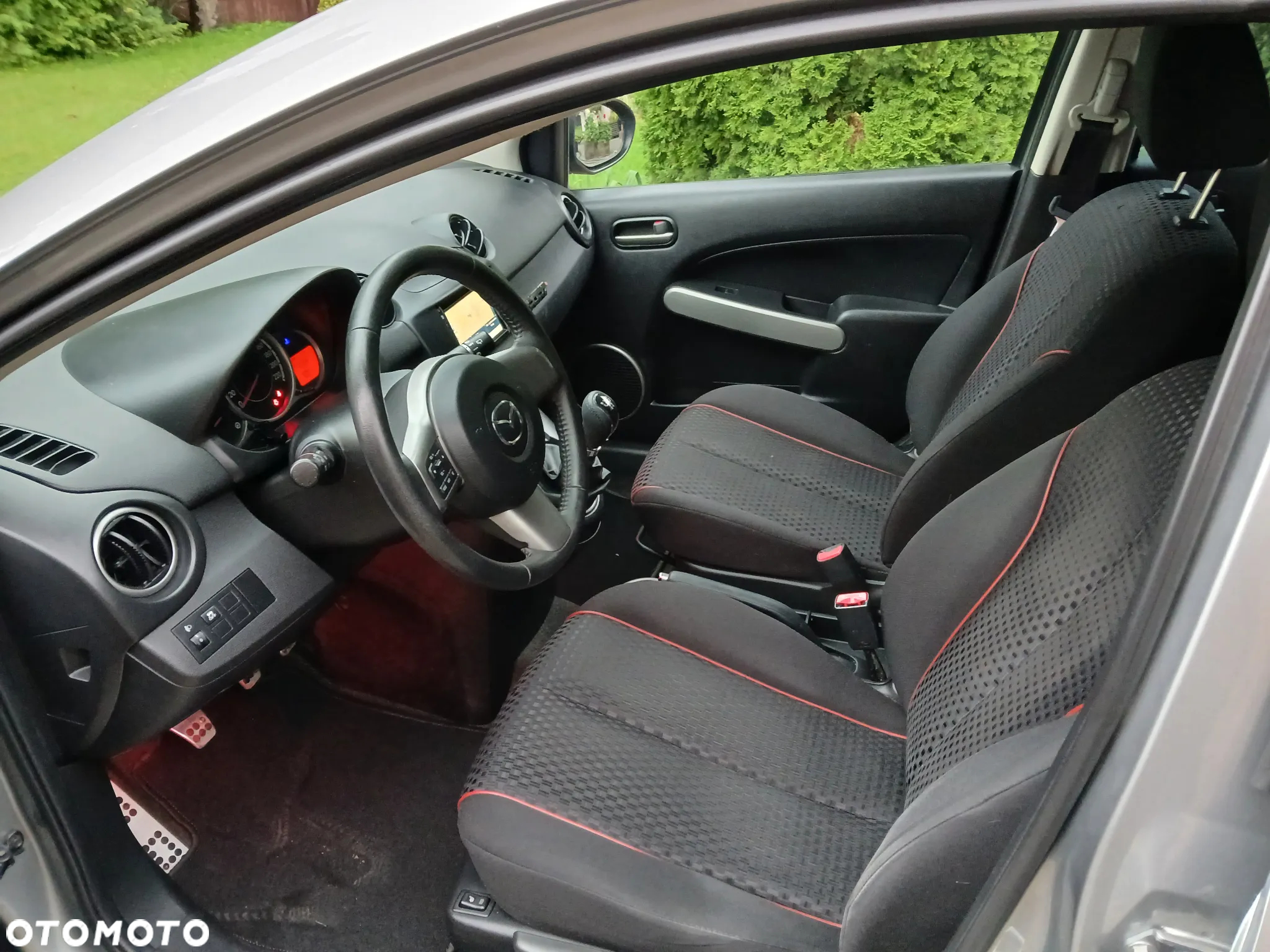 Mazda 2 1.3 Navi + - 5