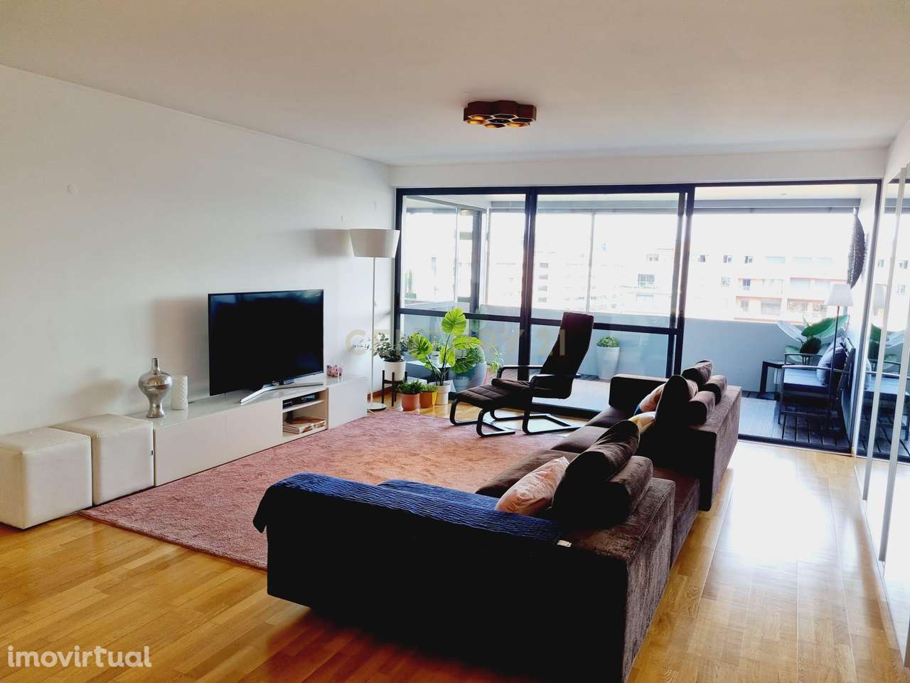 Apartamento T4 Mobilado com Vista Panorâmica e Piscina no Parque das N - Grande imagem: 3/23