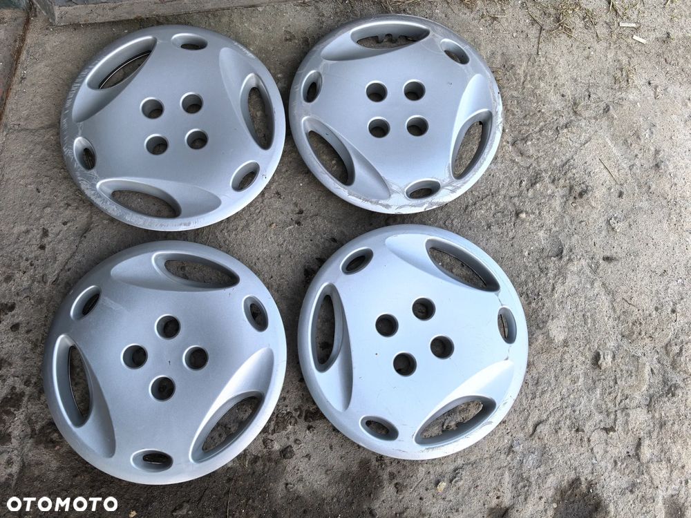Renault Clio Megane Scenic Citroen Xantia AX Kołpaki 14" KOMPLET