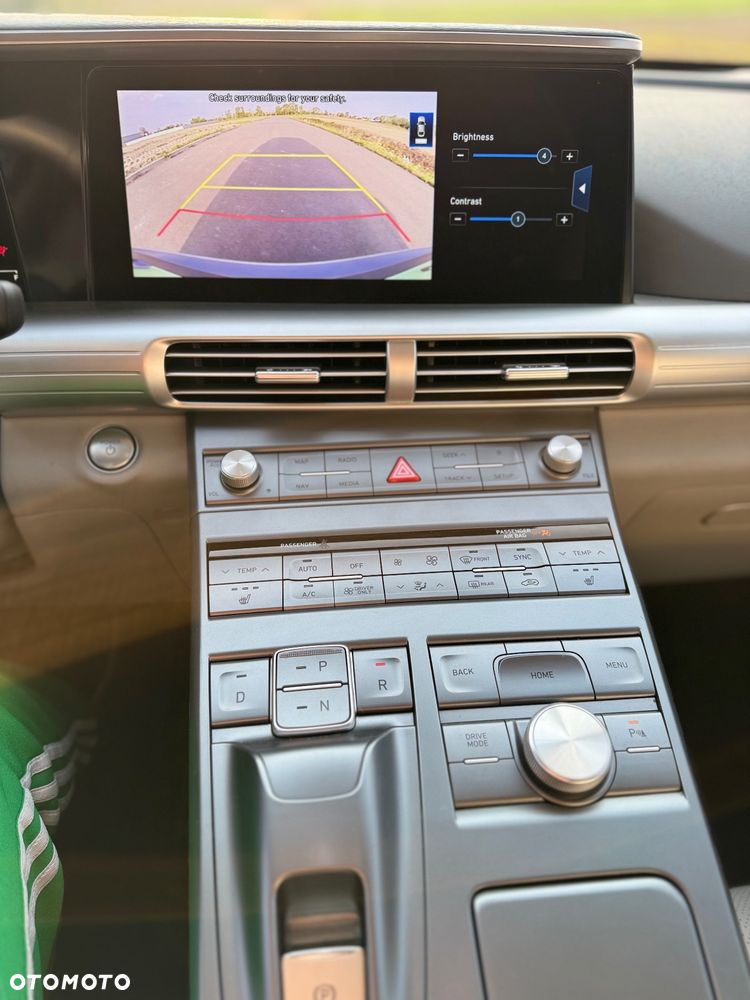 Hyundai NEXO Standard - 22