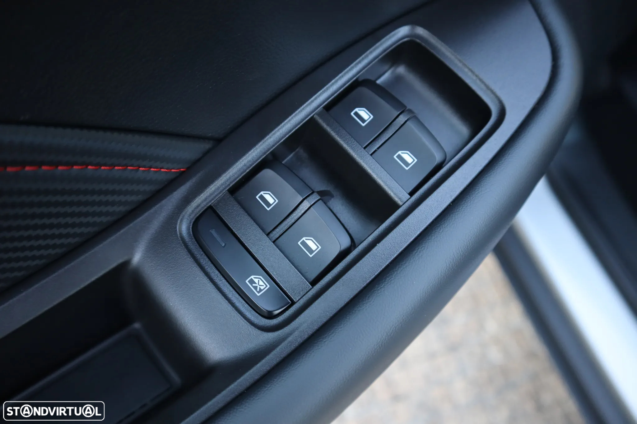 MG ZS EV 72.6 kWh Luxury - 16