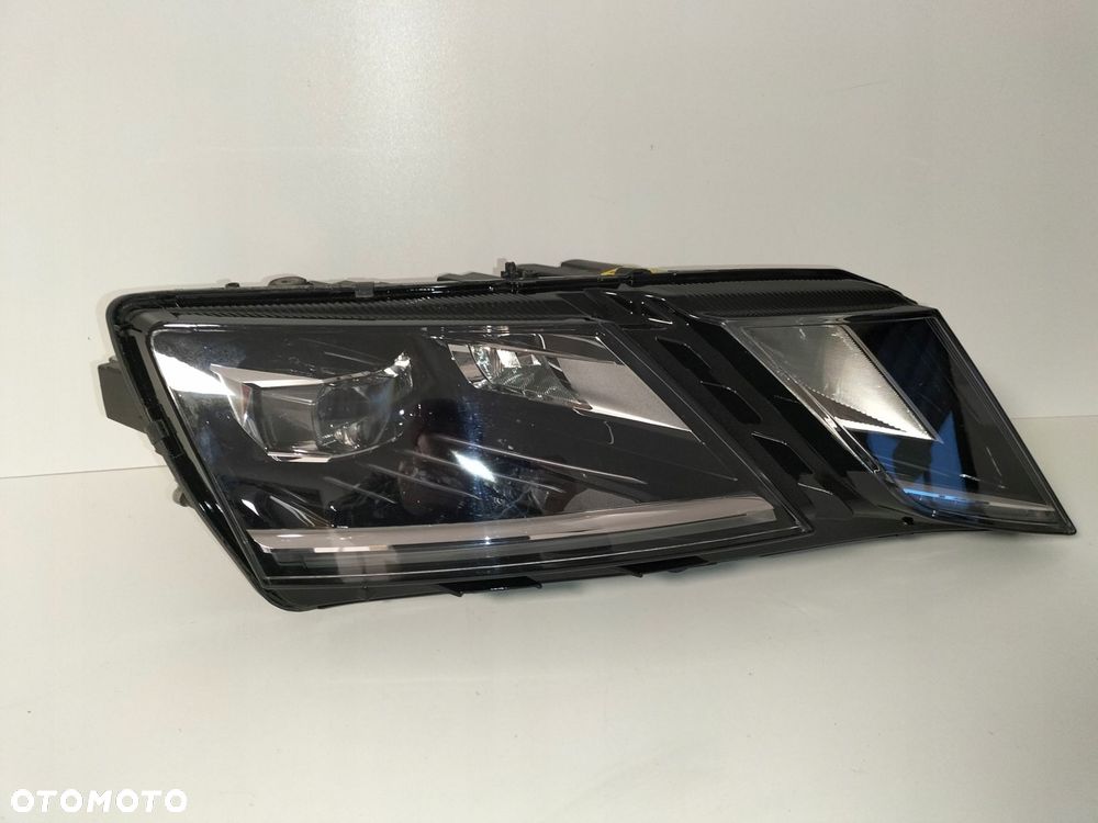 lampa przednia reflektor prawy skoda octavia 3 iii lift 17-20 full led - 3