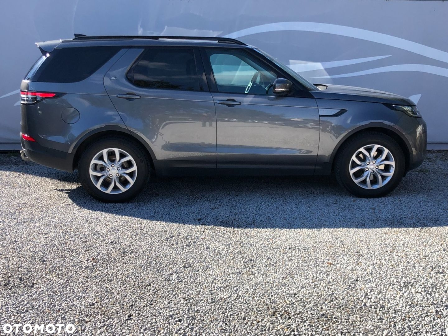 Land Rover Discovery V 2.0 SD4 SE - 17