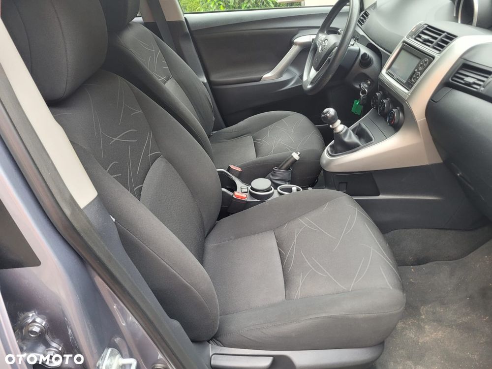 Toyota Verso 1.6 5-Sitzer Comfort - 33