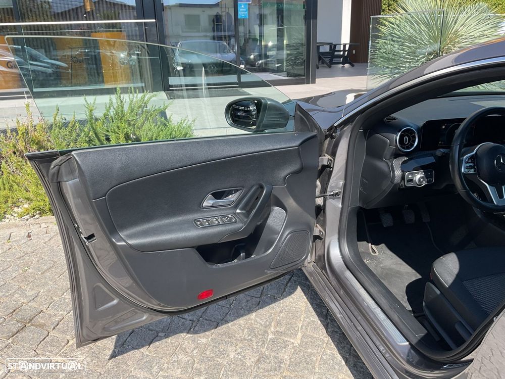 Mercedes-Benz CLA 180 d Shooting Brake Progressive Aut. - 20