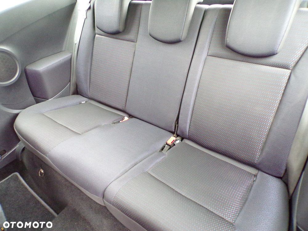 Renault Clio - 24