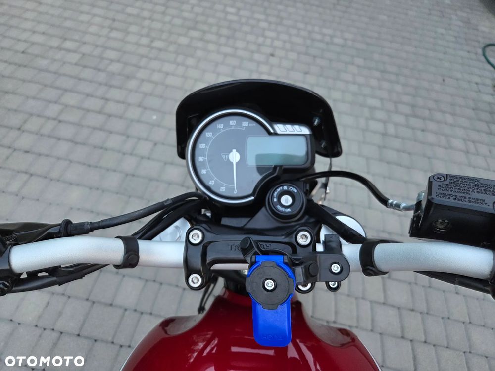 Triumph Inny - 11