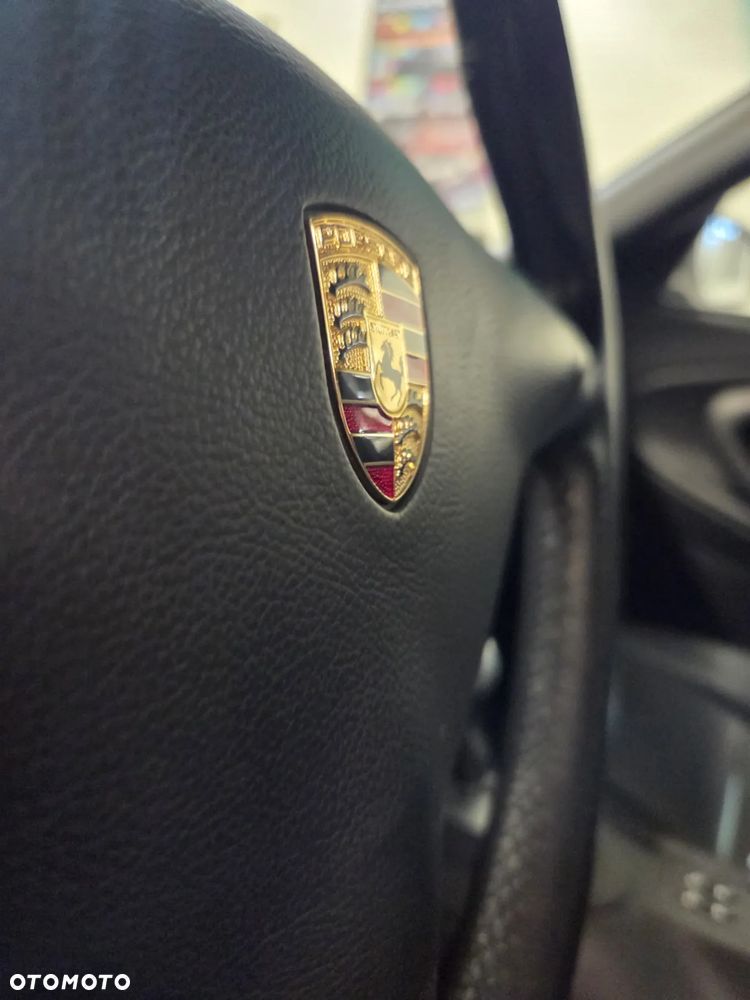 Porsche 911 - 32