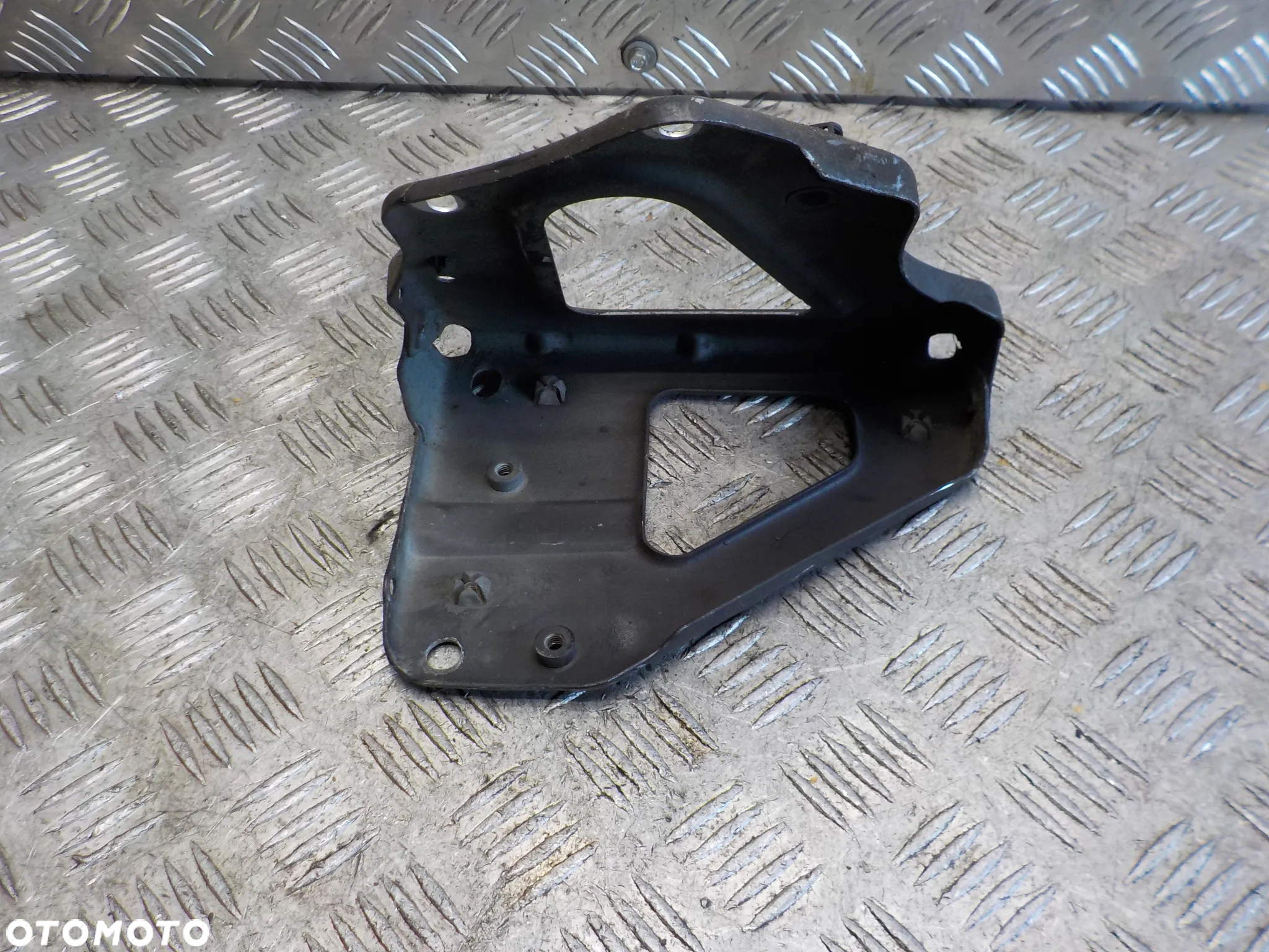 AUDI A6 C6 WSPORNIK MOCOWANIE BŁOTNIKA PRAWE PRZEDNIE 4F0821136A - 4