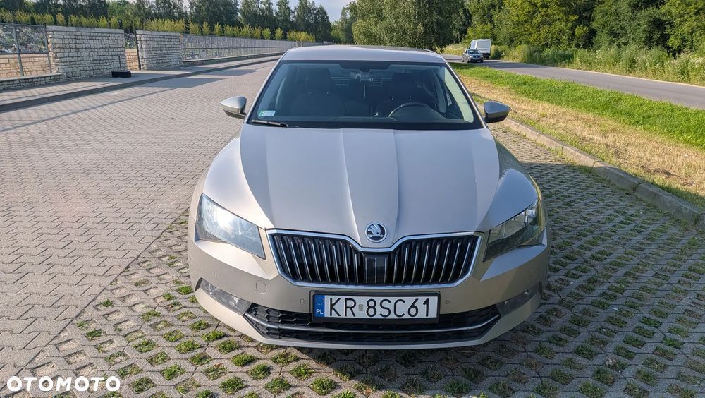 Skoda Superb 1.4 TSI ACT Ambition - 2