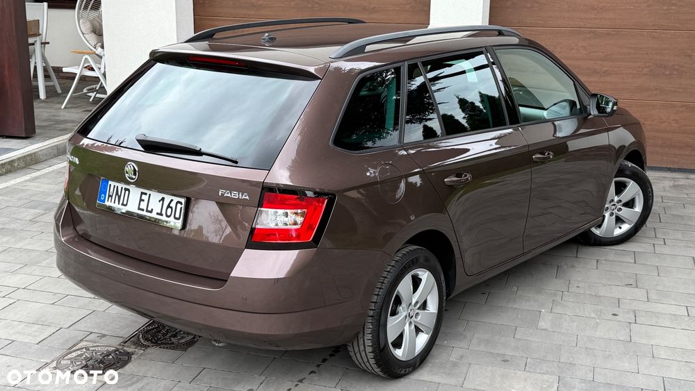 Skoda Fabia 1.2 TSI Edition - 32