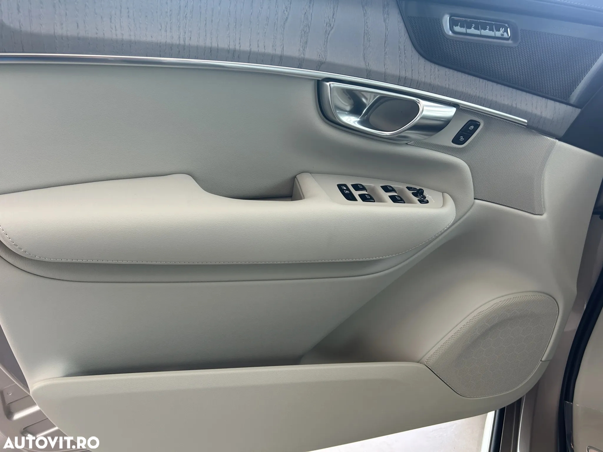 Volvo XC 90 - 12