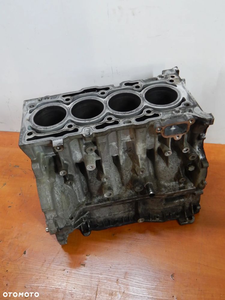 Blok silnika 1.8 DID Mitsubishi ASX I Outlander III 10-18 Łuków części - 1