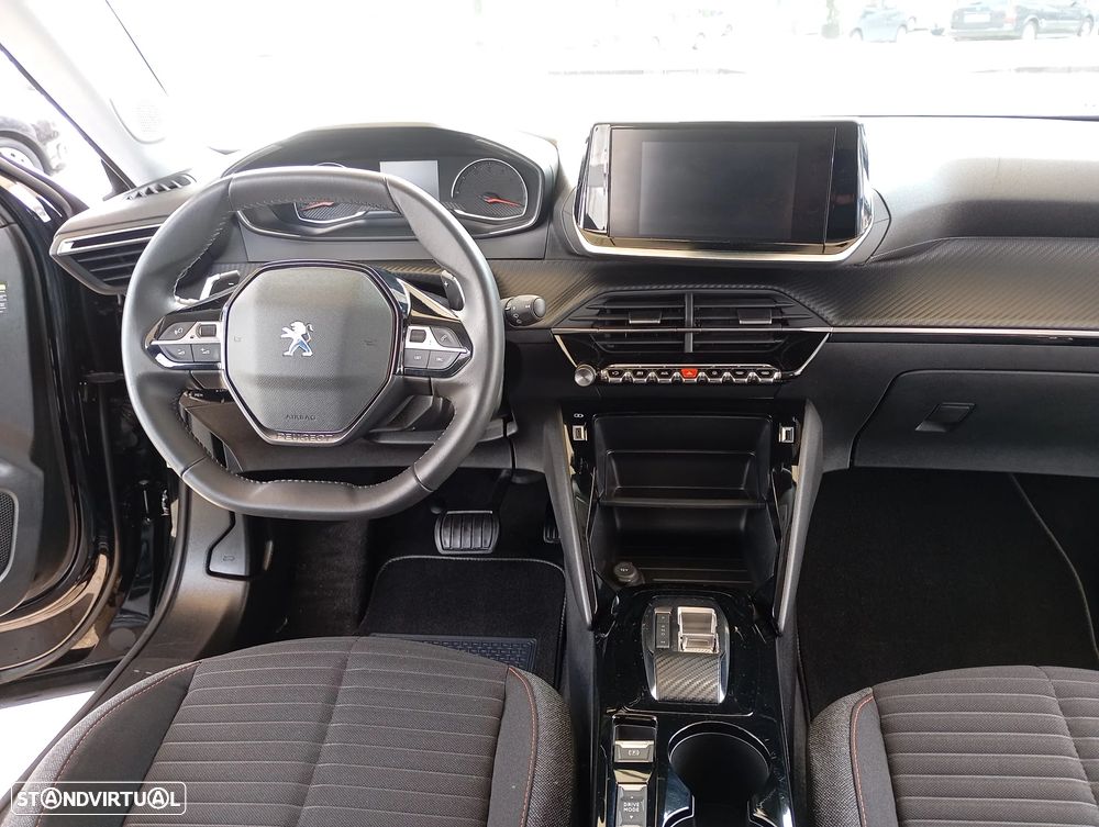 Peugeot 2008 PureTech 130 EAT8 Active Pack - 11