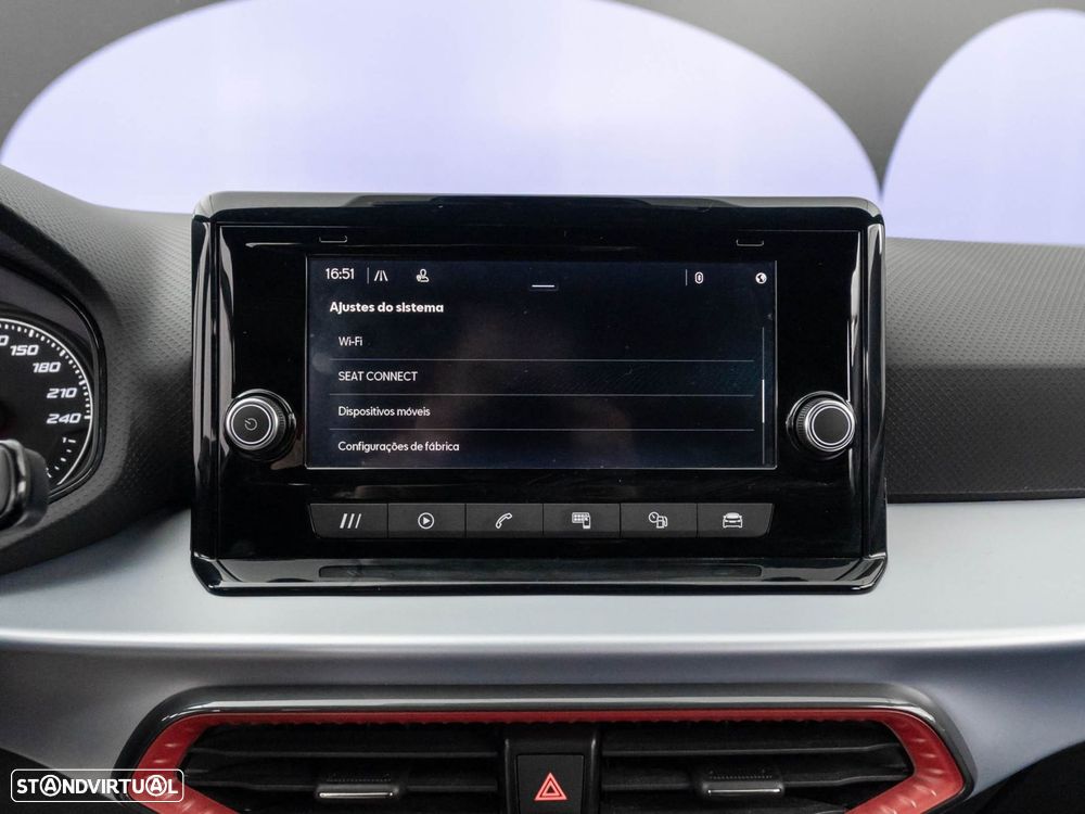 SEAT Arona 1.0 TSI FR - 28