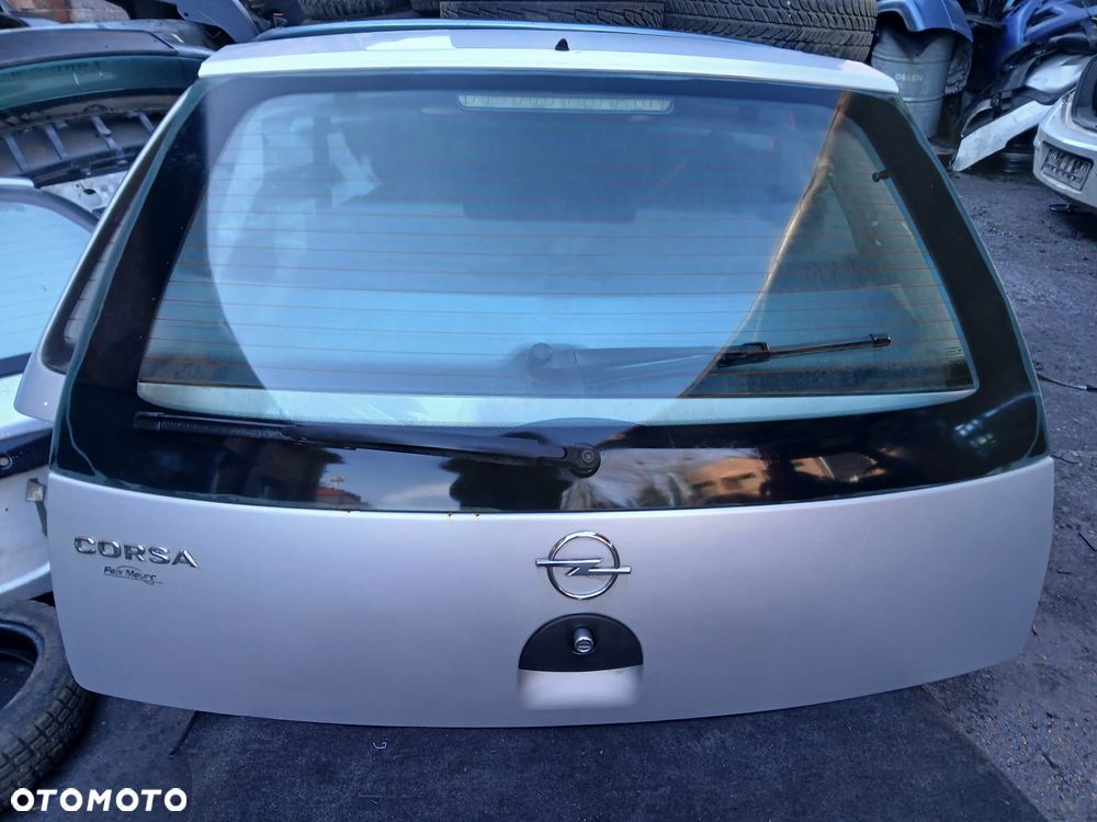 Opel Corsa C klapa bagażnika - 1