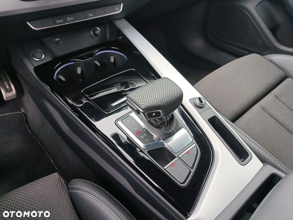 Audi A4 Limousine - 27