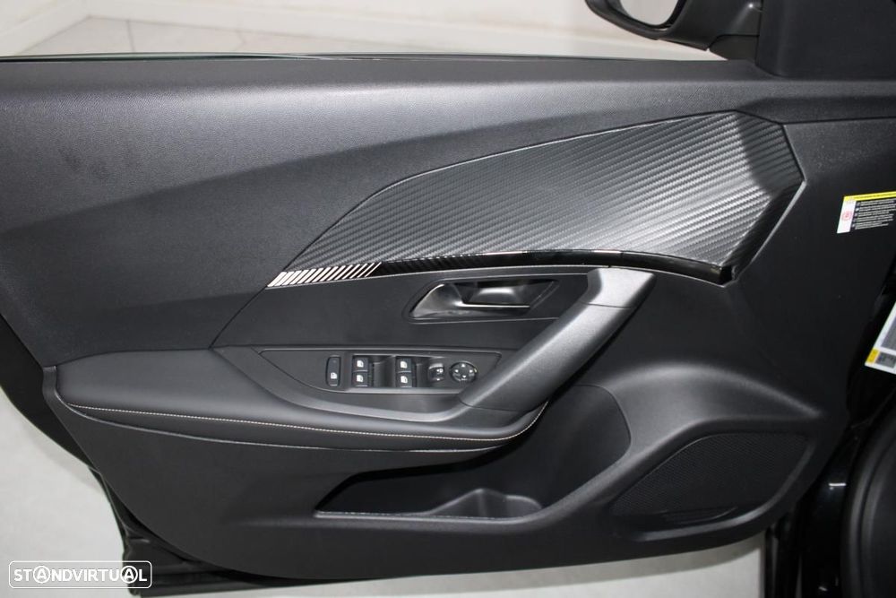 Peugeot e-2008 54 kWh Allure — fotografia 9