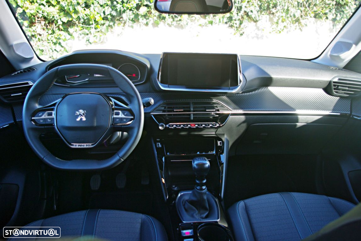 Peugeot 208 1.2 PureTech Allure - 21