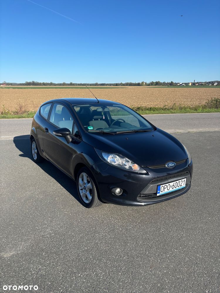 Ford Fiesta 1.25 Celebration - 8