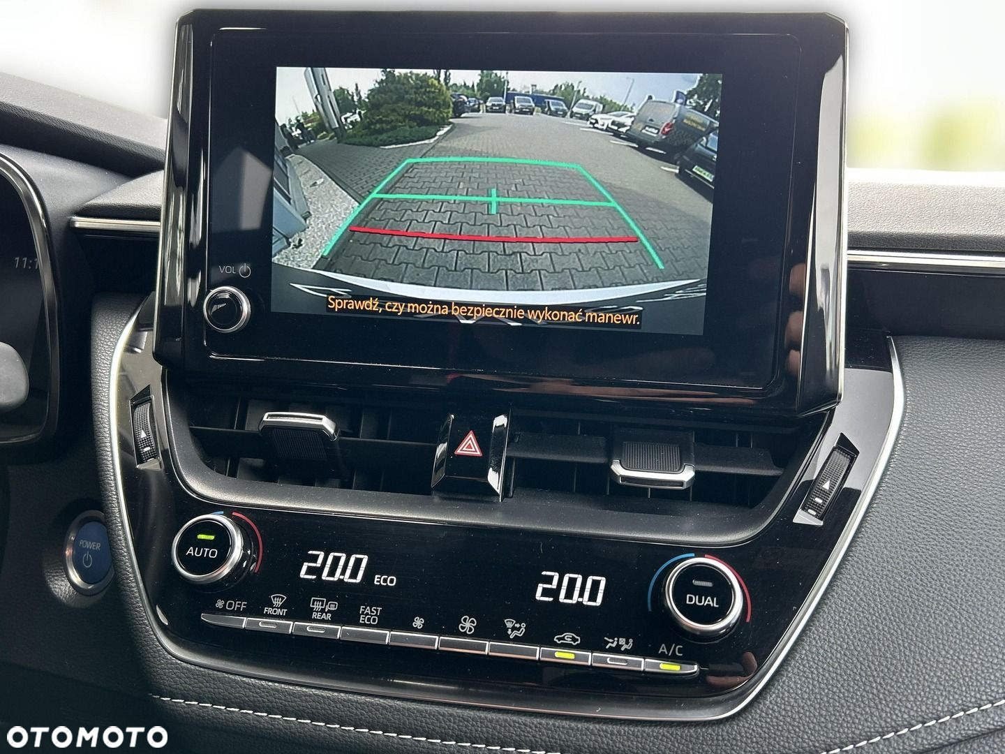 Toyota Corolla - 18