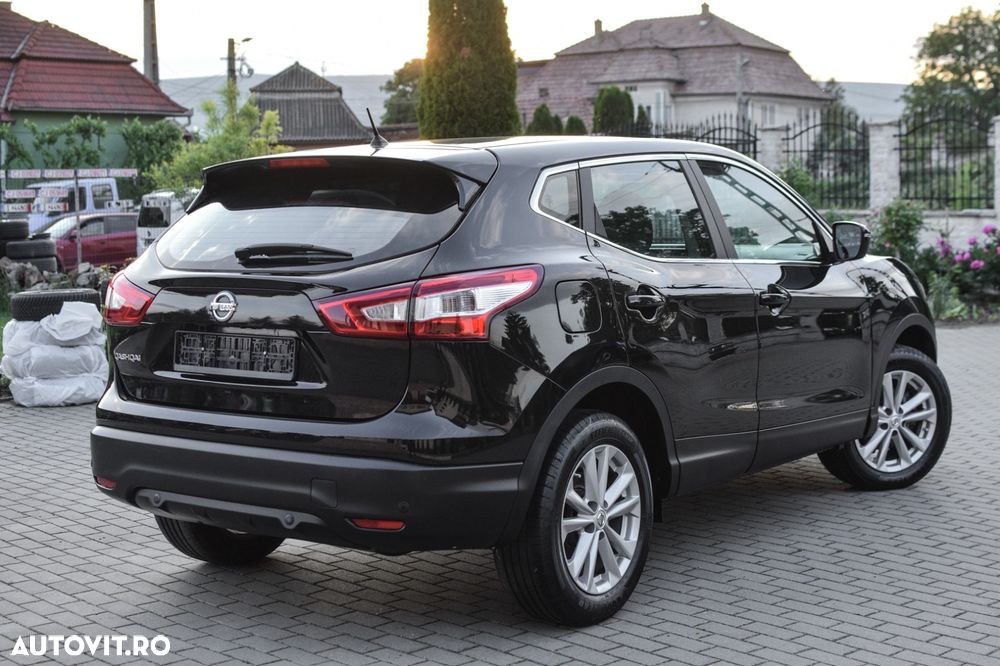 Nissan Qashqai 1.6 DCI Start/Stop X-TRONIC Acenta - 4
