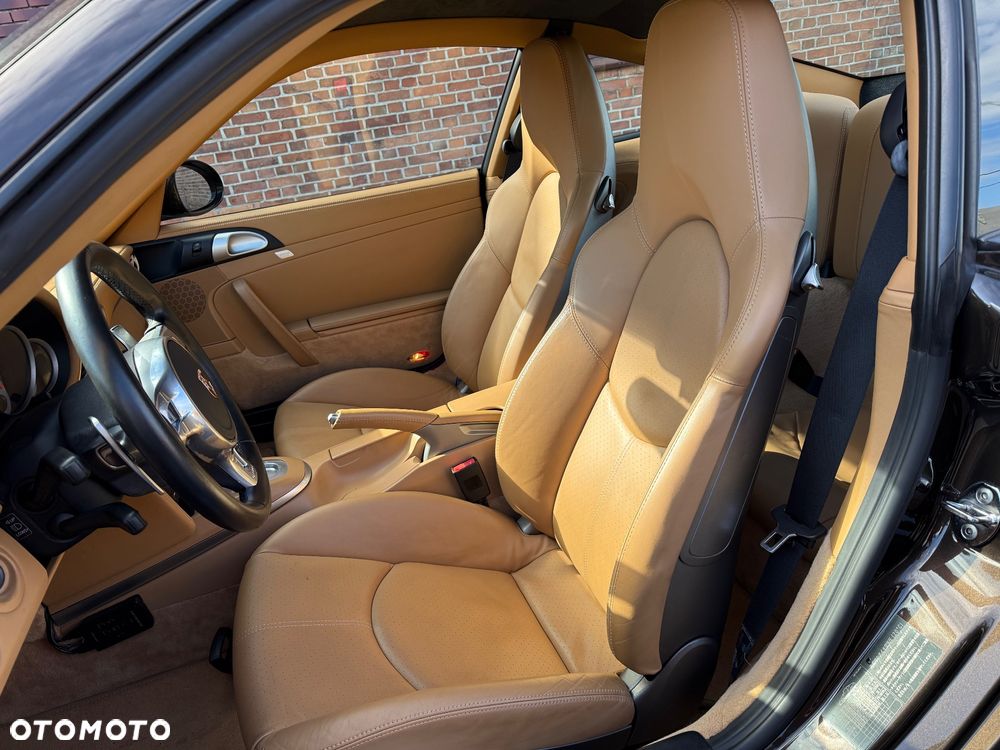 Porsche 911 Carrera 4S PDK - 21