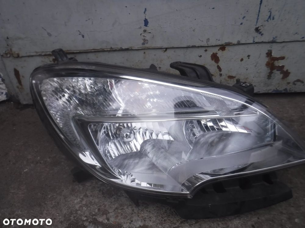 Opel Mokka  12-16 lampa przod  lewa prawa - 2