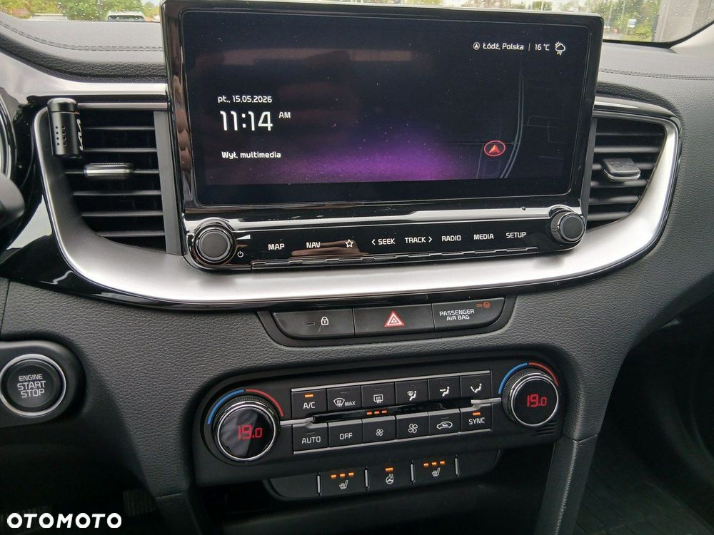 Kia Ceed - 23
