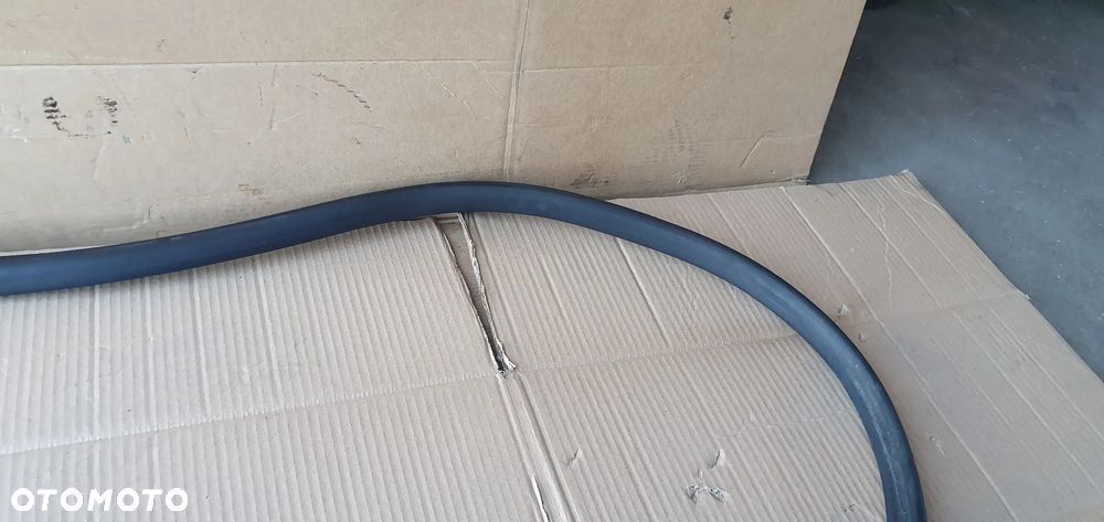 Uszczelka drzwi lewy przód przednia lewa VW Passat B7 3C4867911B - 4