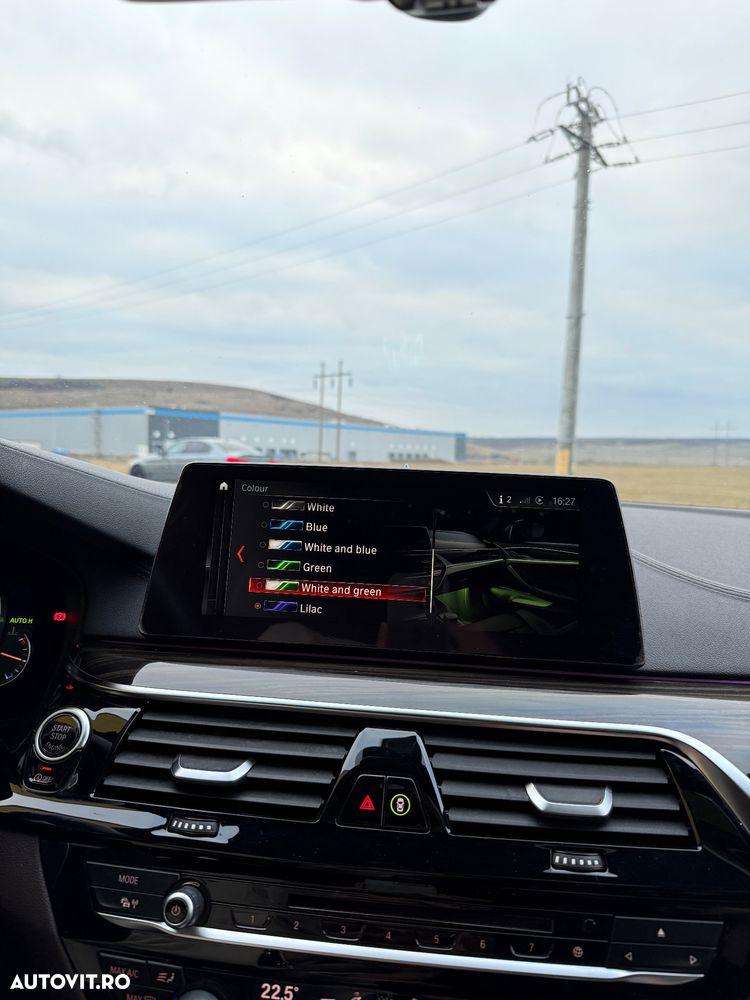 BMW Seria 5 530i xDrive AT - 11