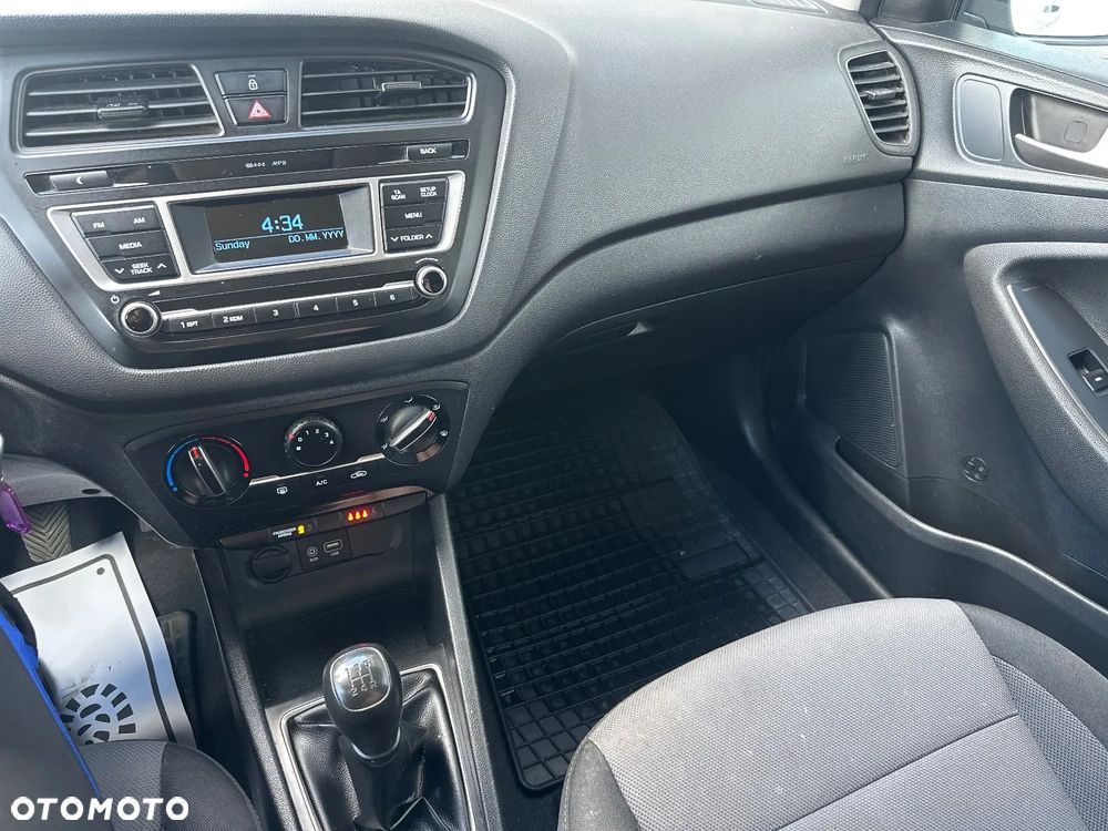 Hyundai i20 1.2 Classic Plus - 22