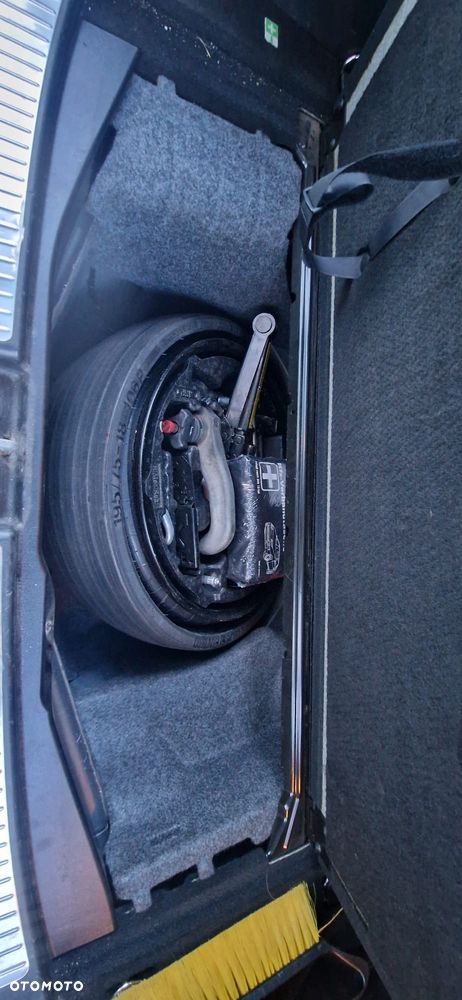 Mercedes-Benz Klasa R - 12