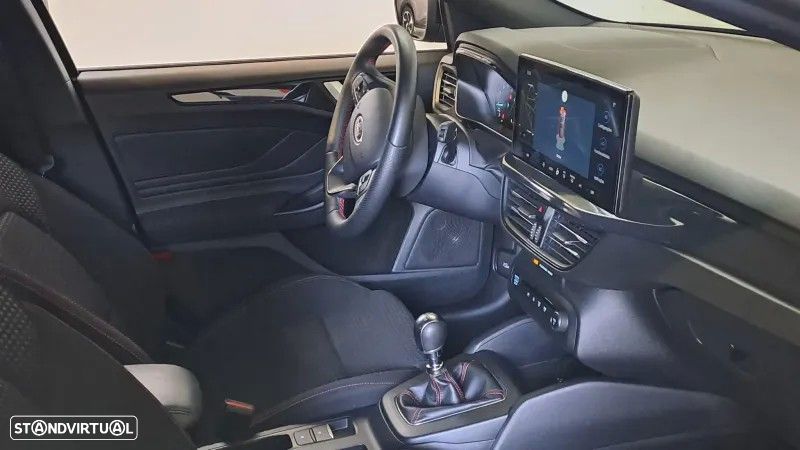 Ford Focus 1.0 EcoBoost MHEV ST-Line - 14