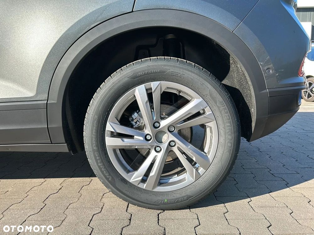 Volkswagen T-Roc - 19