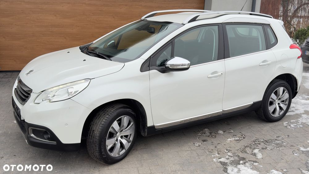 Peugeot 2008 e-HDi FAP 115 STOP & START Allure - 4