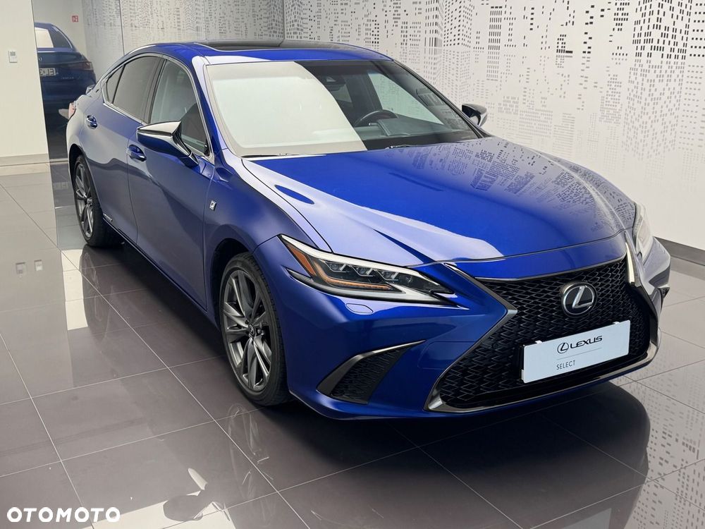 Lexus ES 300h F Sport Edition - 4