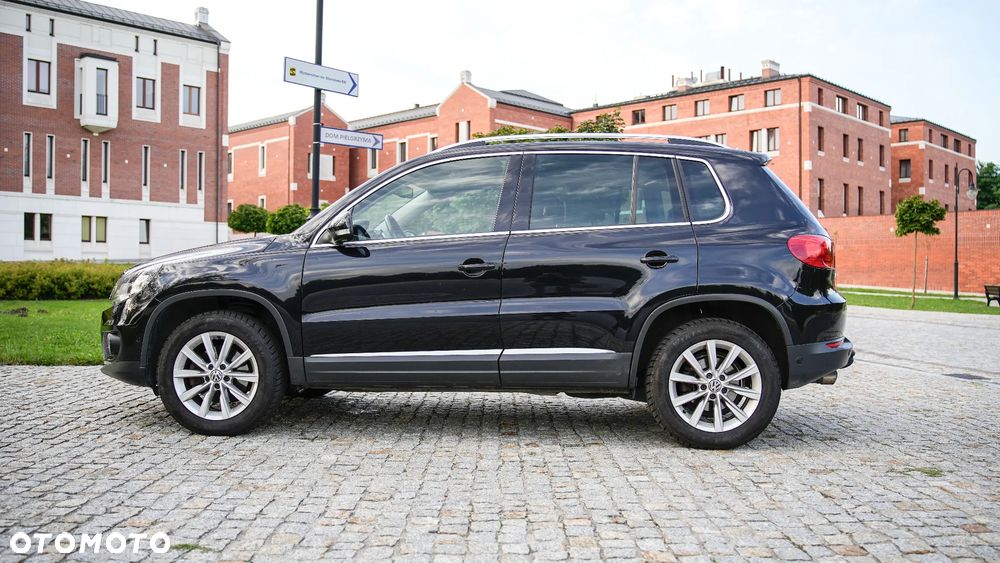 Volkswagen Tiguan 2.0 TDI DPF 4Motion BlueMotion Technology DSG Sport & Style - 5