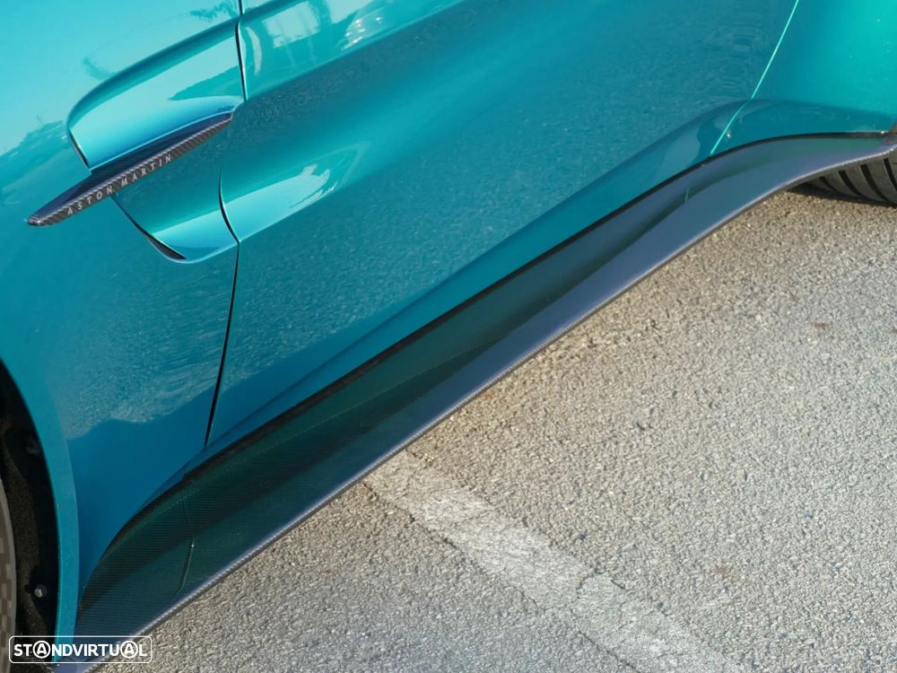 Aston Martin Vantage Coupe V8 - 11