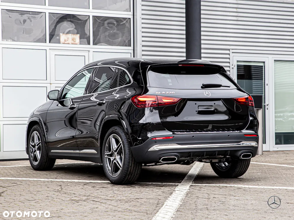 Mercedes-Benz GLA 220 mHEV 4-Matic AMG Line 8G-DCT