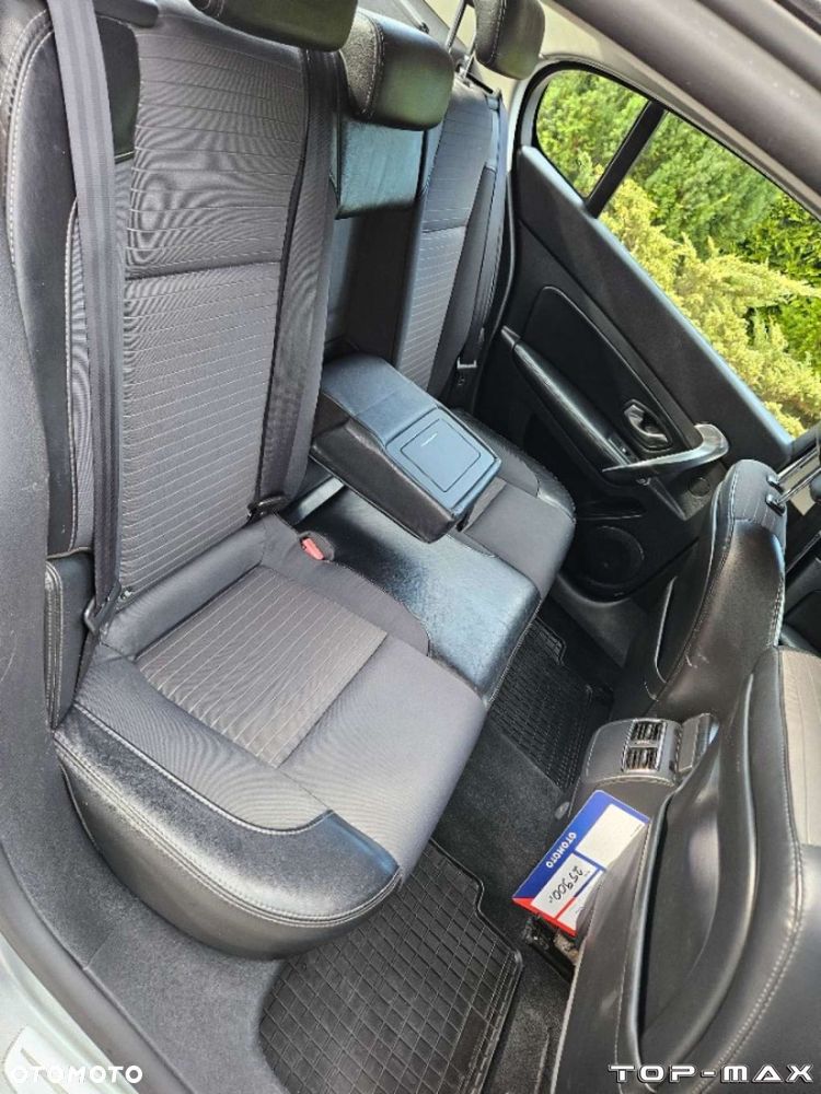 Renault Latitude - 16