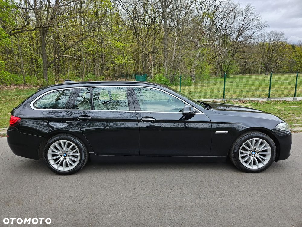 BMW Seria 5 525d xDrive - 5