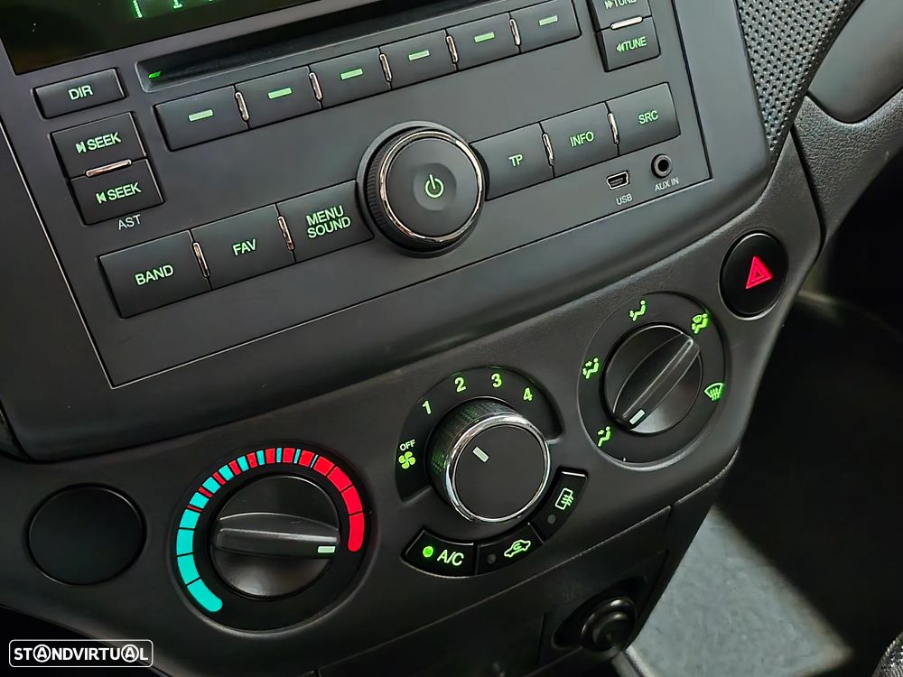 Chevrolet Aveo 1.2 LS - 16