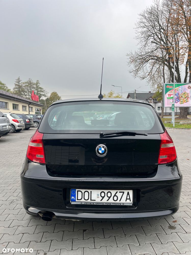 BMW Seria 1 116i - 4