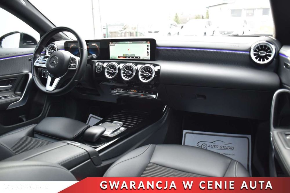 Mercedes-Benz CLA 200 d Progressive 8G-DCT - 12