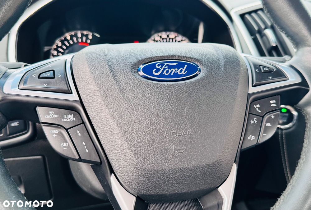 Ford Edge 2.0 TDCi Bi-Turbo 4x4 Vignale - 28