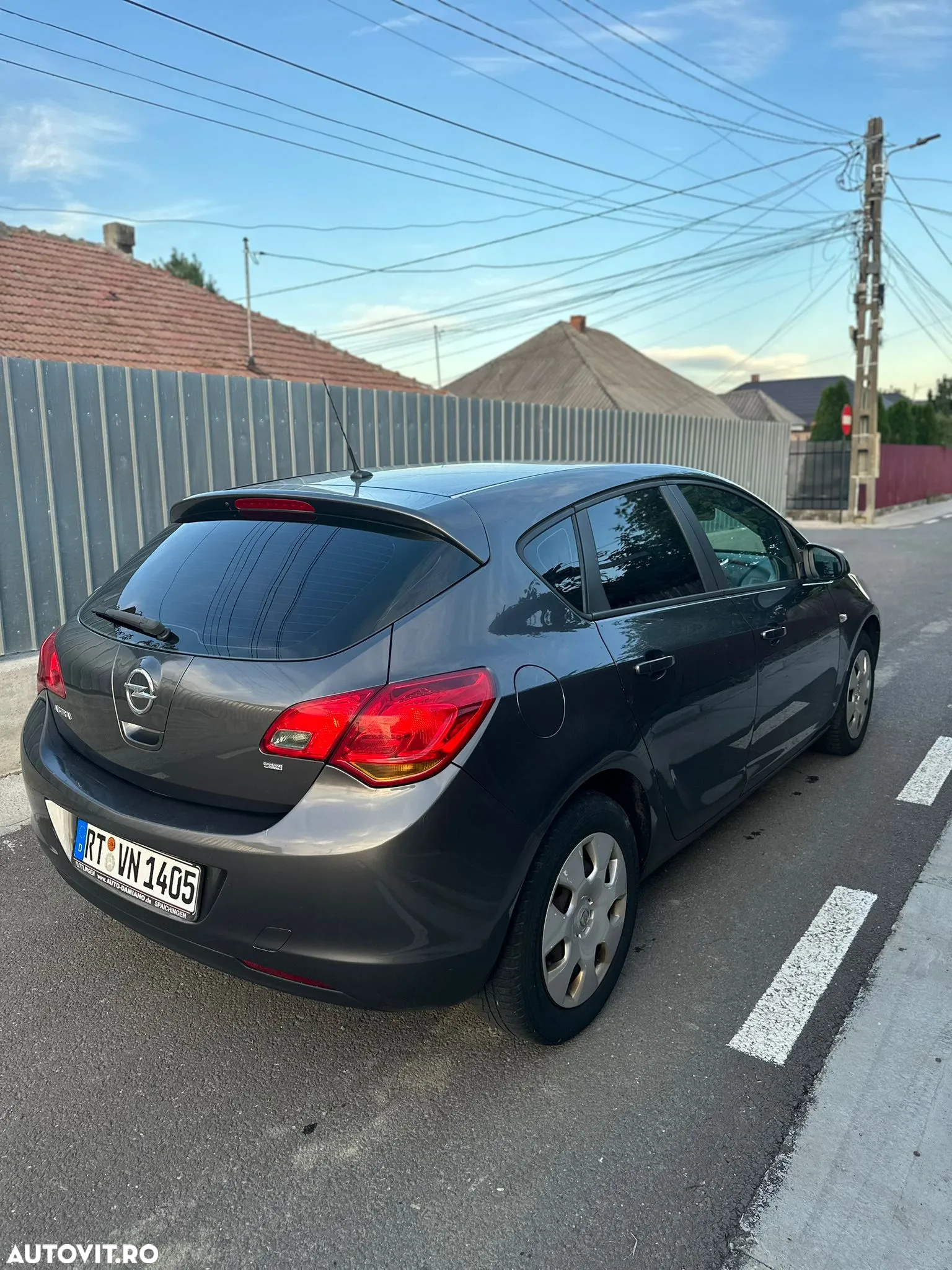 Opel Astra 1.4 150 Jahre - 3